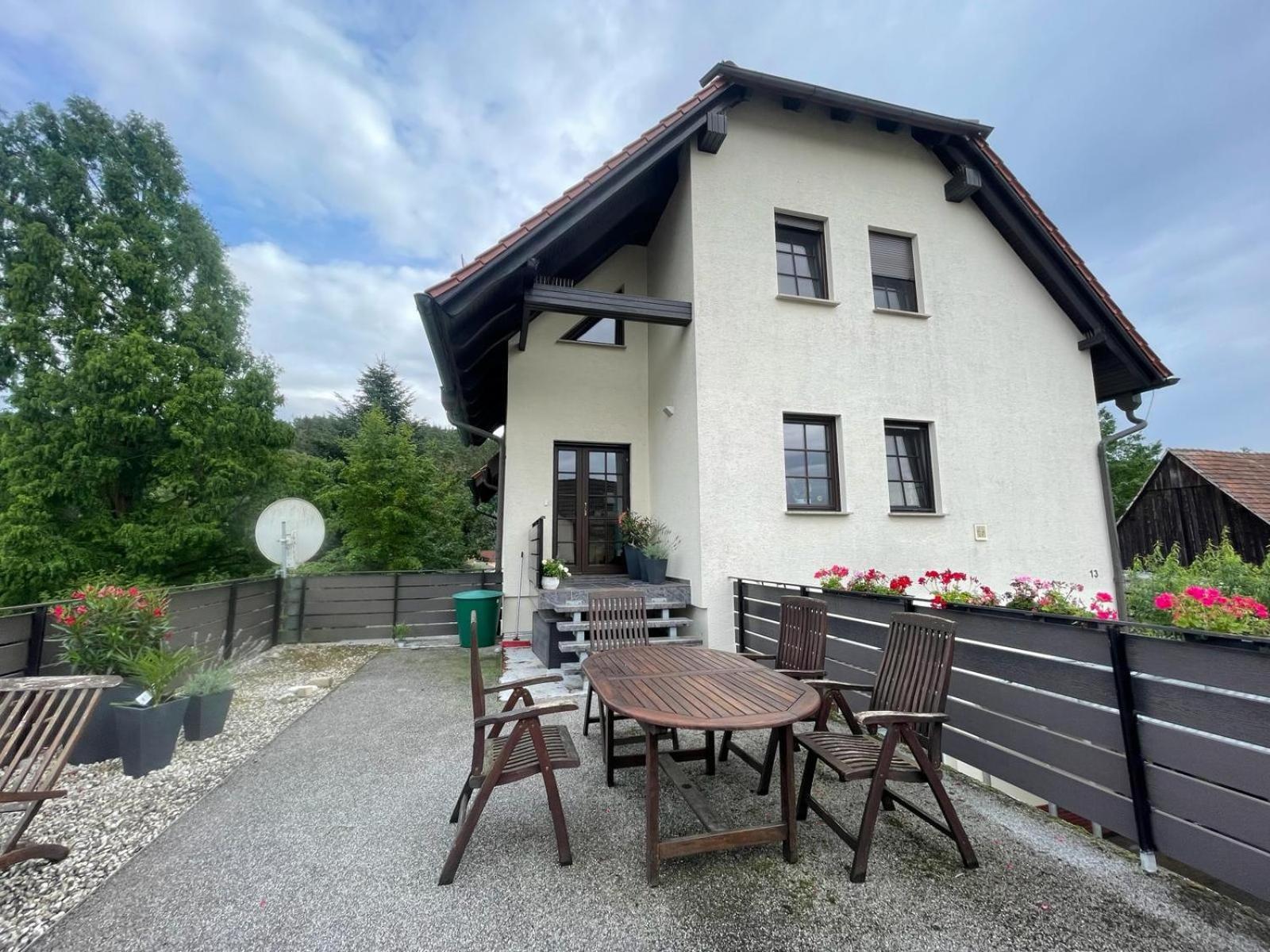 Apartament 2-Raum App Mit Terrasse Jena Zoellnitz Zewnętrze zdjęcie